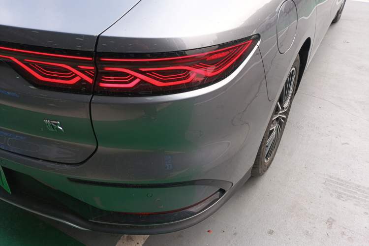 Used BYD Han 2023 EV Champion Edition 506KM Front-Wheel-Drive Premium Model
