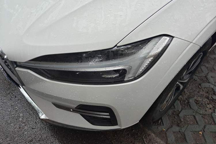 Used Volvo XC60 2023 B5 4x4 Smart Luxury Edition