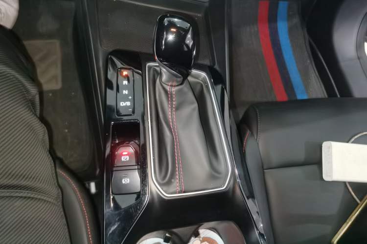 Used MG 5 2023 180 DVVT CVT Luxury Edition