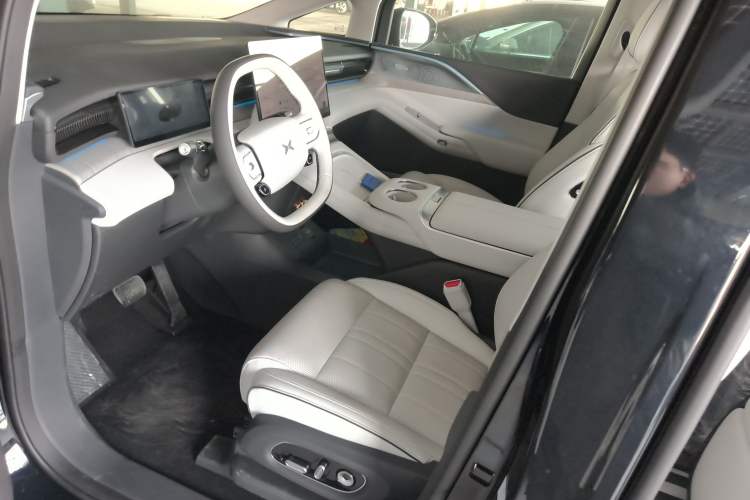 Used XPeng X9 2026 Model—Range-Extended Version 1602 Ultra