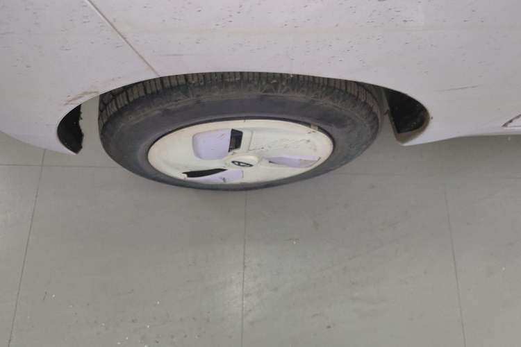 Used Chery QQ Ice Cream 2022 170km Sundae Phosphate Lithium-Ion