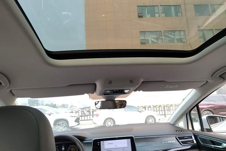 Used Volkswagen Viloran 2024 330TSI Luxury Edition