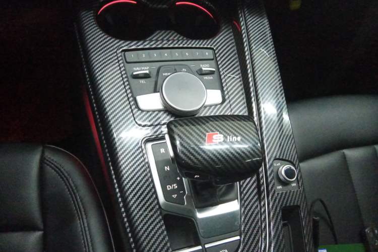 Used Audi A4L 2018 30th Anniversary Edition 40 TFSI Trendy Model
