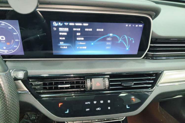 Used Hongqi HS5 2022 Revised Version 2.0T Smart Connect Flagship Edition