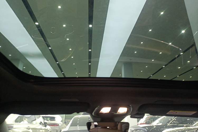 Used Volvo S90 New Energy 2021 T8 eDrive Hybrid Zhiyi Luxury Edition