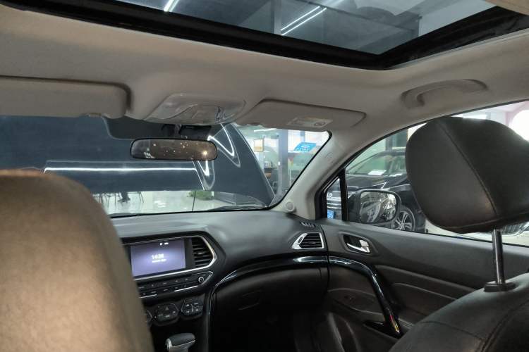 Used GAC Trumpchi GS4 2017 235T Automatic Two-Wheel Drive Luxury Smart Connectivity Version