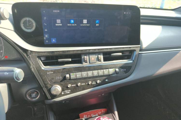 Used Lexus ES 2022 200 Excellence Edition