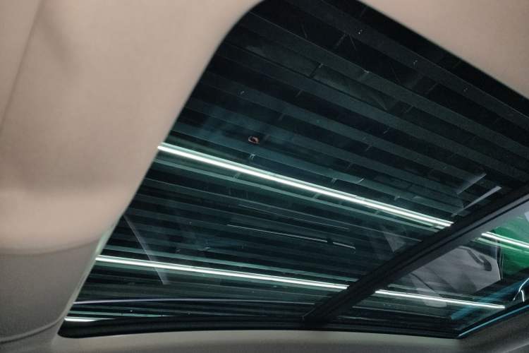 Used Volkswagen Tiguan L 2017 380TSI Automatic All-Wheel-Drive Flagship Edition
