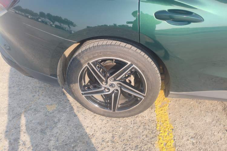 Used MG 7 2023 1.5T DCT Luxurious Supreme Edition
