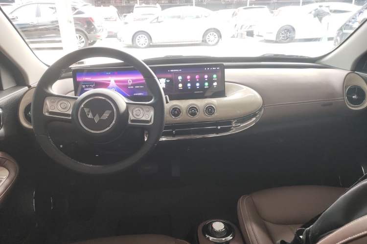 Used Wuling Bingo 2023 333 km Lingxi Connected Version
