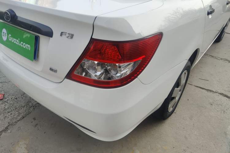 Used BYD F3 2012 Energy-Saving Edition 1.5L Manual Comfort Model
