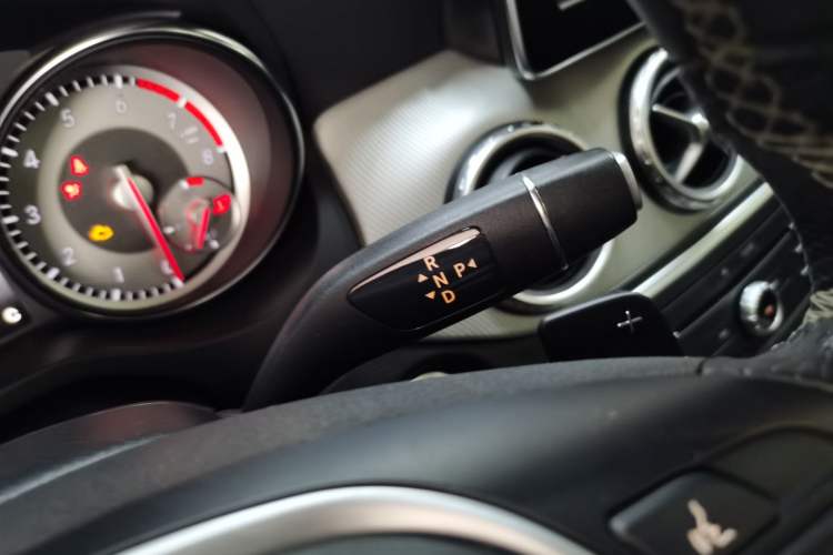 Used Mercedes-Benz GLA 2016 GLA 200 Fashion Model
