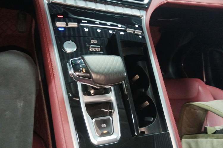 Used Changan CS85 COUPE 2021 1.5T DCT Elite Edition