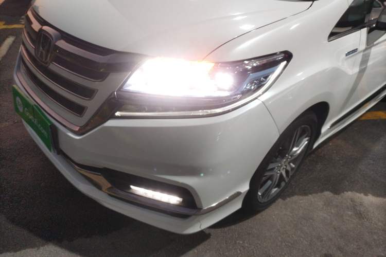 Used Honda Elysion 2019 2.0L Hybrid Luxury Edition