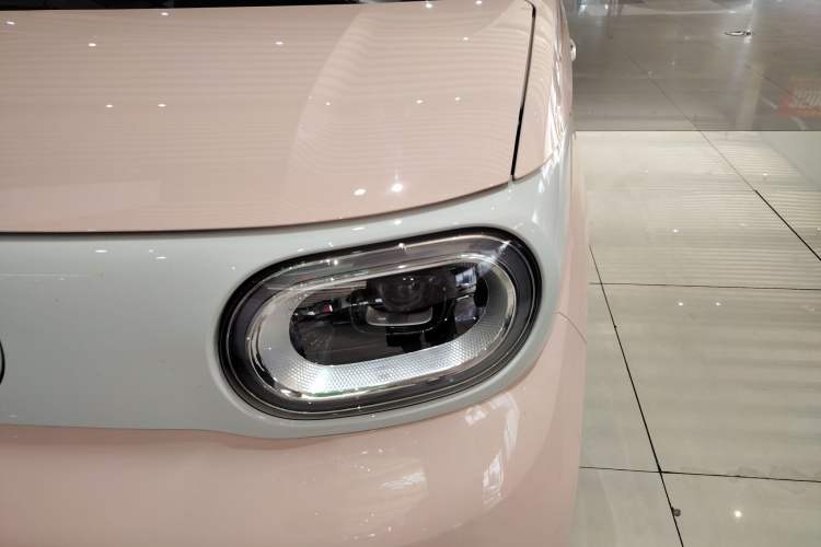 Used Wuling Hongguang MINIEV 2024 3rd Generation 215km Youth Edition
