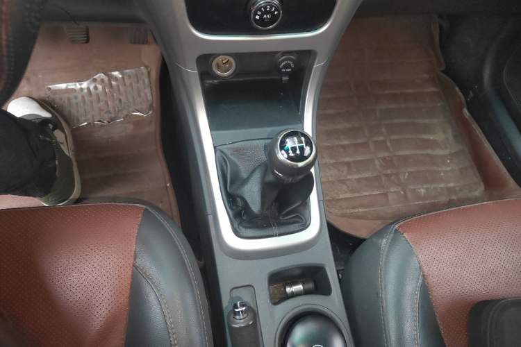 Used BYD F3 2015 Energy-Efficient Model 1.5L Manual Comfort Edition
