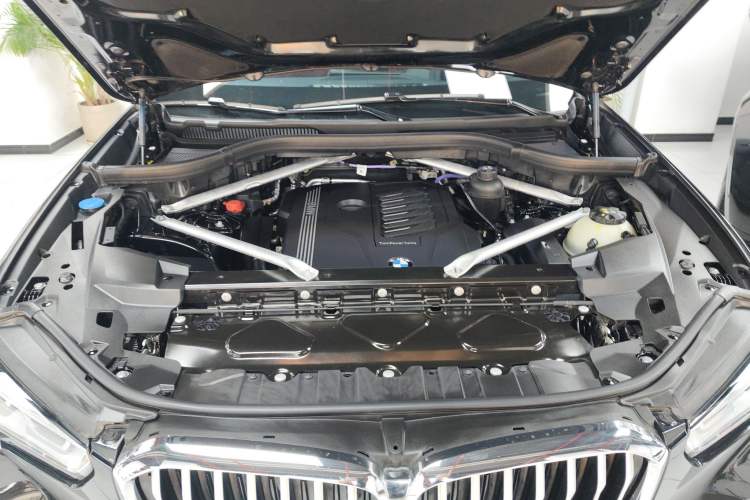 Used BMW X5 2022 Restyled xDrive 40Li M Sport Package
