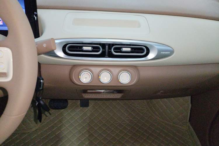 Used Wuling Hongguang MINIEV 2025 Four-Door Version Advanced Edition