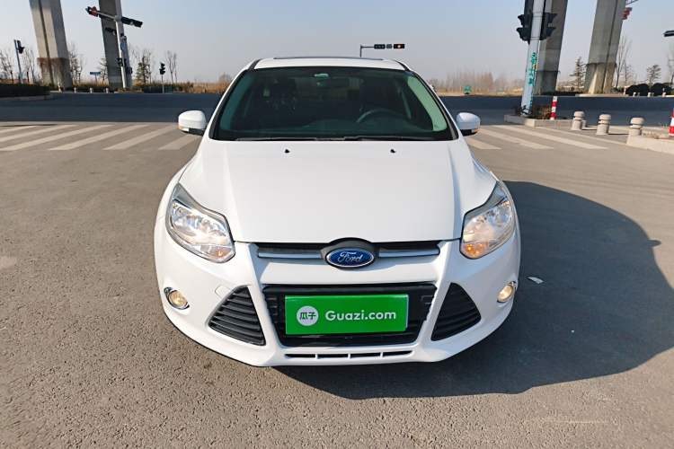 Used Ford Focus 2012 Hatchback 1.6L Automatic Fashion Edition
