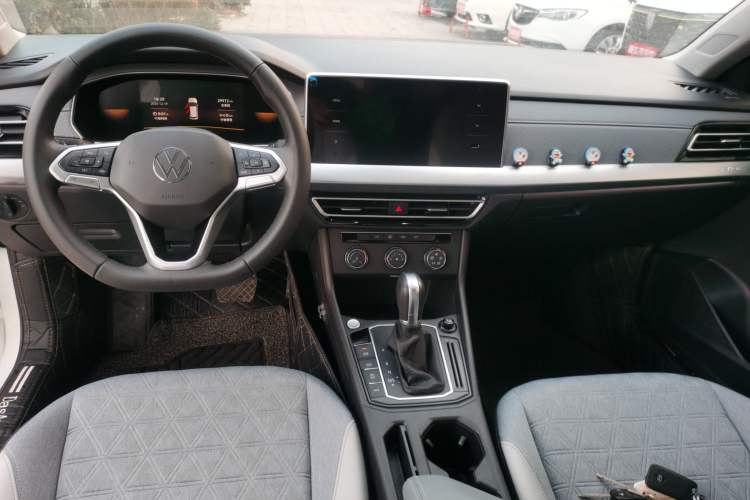 Used Volkswagen Lavida 2023 300TSI DSG Full-Comfort Edition