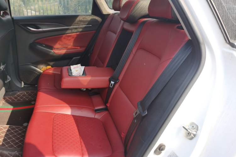 Used Changan Eado 2020 PLUS Blue Whale NE 1.4T GDI DCT Flagship Model
