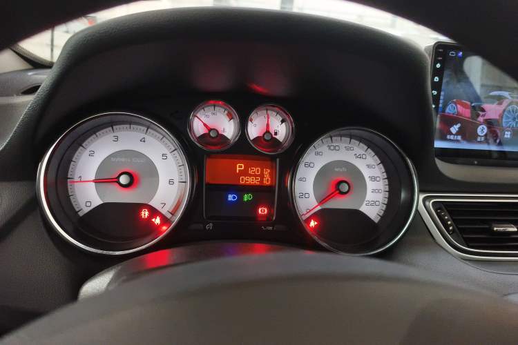 Used Peugeot 308 2014 Enjoy Edition Classic 1.6L Automatic Premium Model
