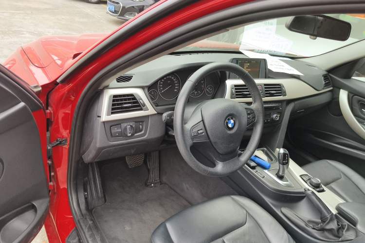 Used BMW 3 Series 2014 320i Sport Edition