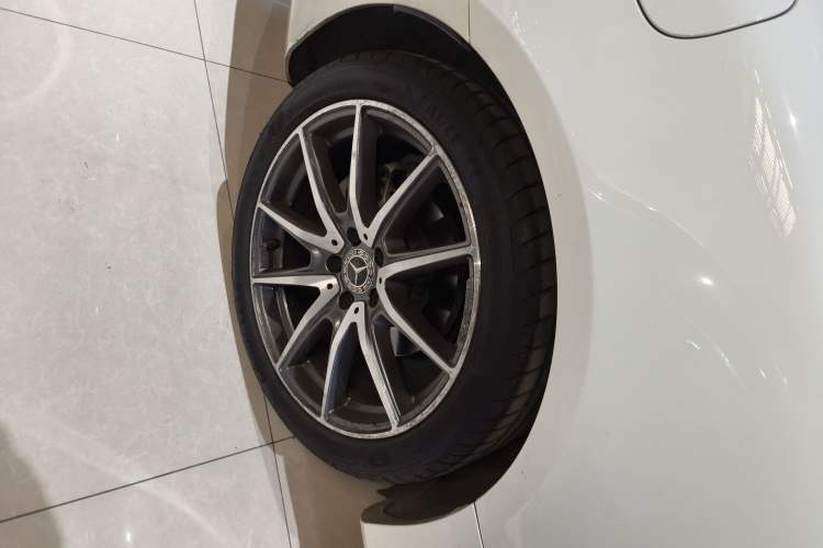 Used Mercedes-Benz E-Class (Import) 2023-Year Restyled E 260 Coupe
