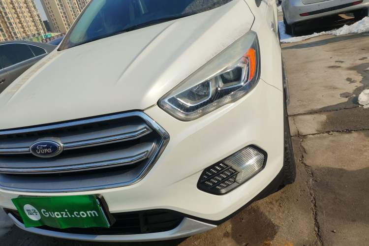 Used Ford Kuga 2017 EcoBoost 180 Two-Wheel-Drive Tiger Leap Model
