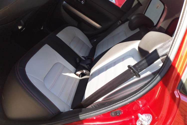 Used Great Wall M4 2014 1.5L manual Comfort trim level
