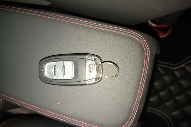 Used Audi Q2L 2022 35 TFSI Progressive Dynamic Edition
