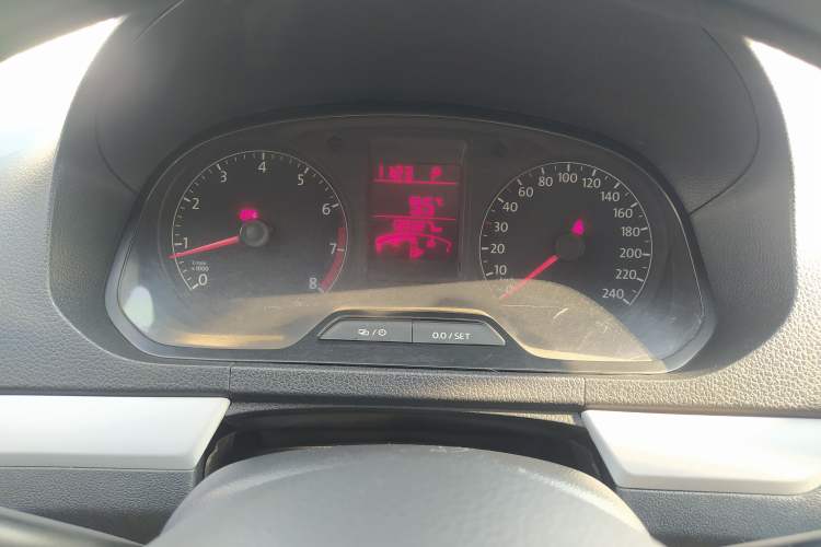 Used Volkswagen Jetta 2015 Value Edition 1.6L Automatic Comfort Version
