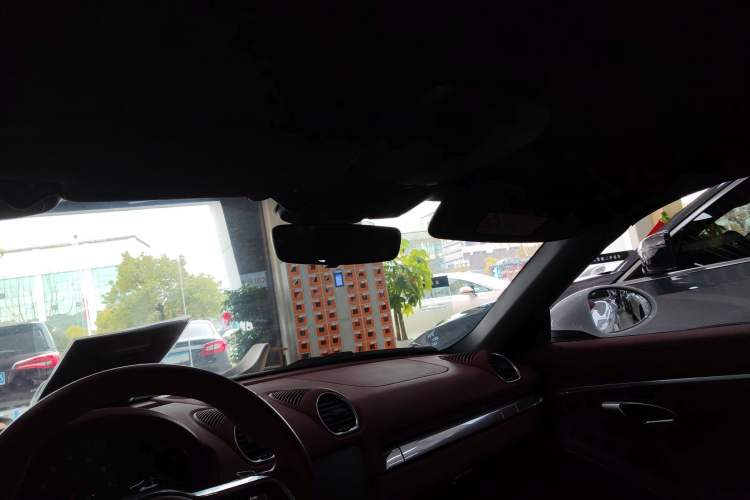 Used Porsche 718 2022 Boxster 2.0T
