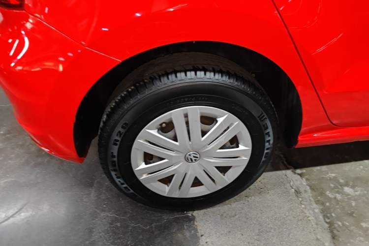 Used Volkswagen Polo 2016 1.4L Manual Fashion Model