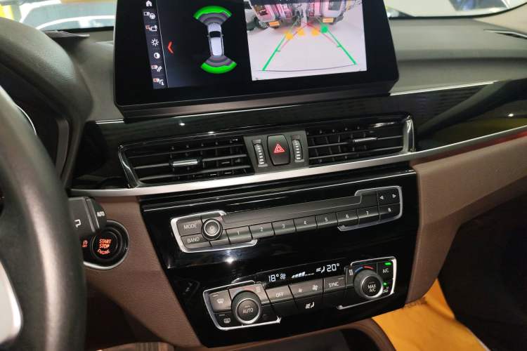 Used BMW X1 2020 sDrive25Li Leading Model
