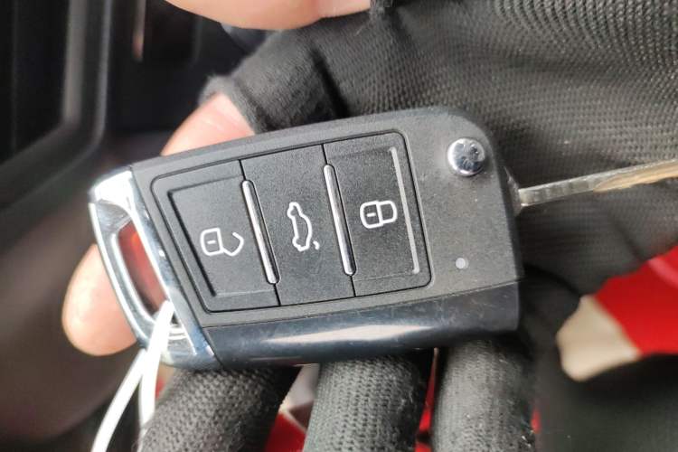 Used Volkswagen Lavida 2021 1.5L Automatic Comfort Edition
