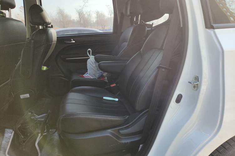 Used GAC Trumpchi M6 2021 270T DCT Luxury Edition (7-seater)
