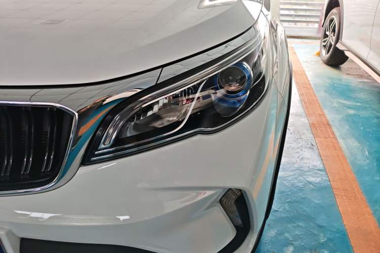 Used Geely Auto Vision X3 2021 PRO 1.5L CVT Deluxe Model
