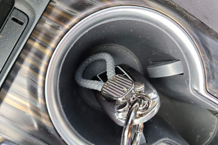 Used Toyota Camry 2019 2.0G Luxury Edition China VI Standard
