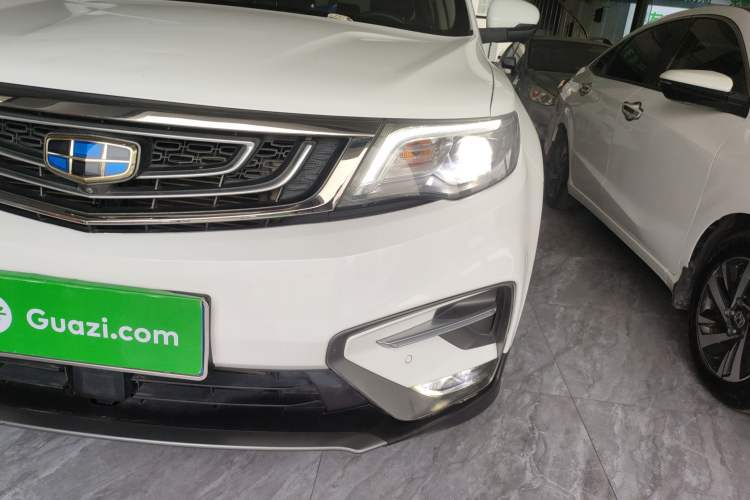 Used Geely Auto Emgrand X7 Sport 2018 1.8TD Automatic Two-Wheel Drive Smart 4G Connected Version
