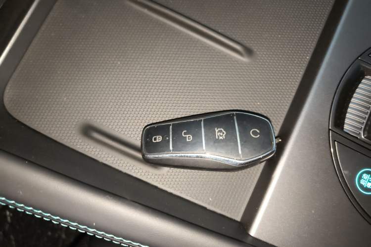 Used BYD Seal 06 New Energy 2024 DM-i 80KM Prestige Model
