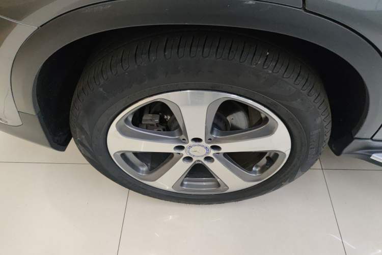 Used Mercedes-Benz GLC 2017 GLC 260 4MATIC Luxury Model