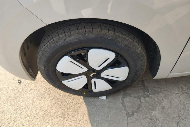 Used Wuling Hongguang MINIEV 2025 Four-Door Version Advanced Edition
