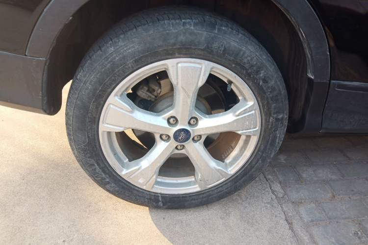 Used Ford Kuga 2017 EcoBoost 180 Two-Wheel-Drive Tiger Leap Model