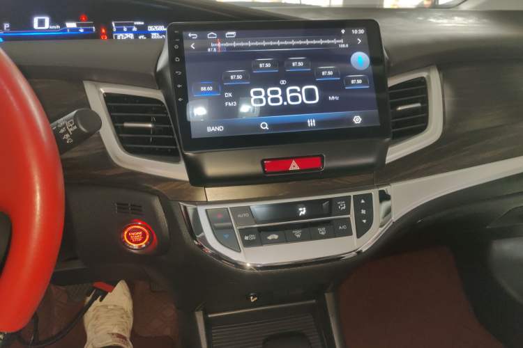 Used Honda Jade 2017 1.8L automatic Comfort version 5 seats