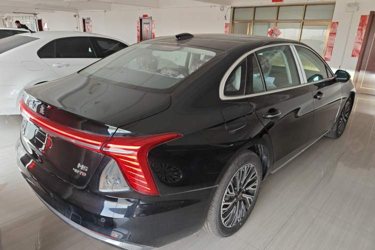 Used Hongqi H5 2024 2.0T Automatic Smart Connect Flagship Edition
