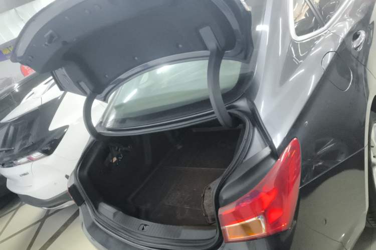 Used Buick Verano 2015 Sedan 20T Dual-Clutch Flagship Model