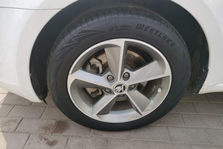 Used Skoda Octavia 2016 1.6L Automatic Smart Drive Edition