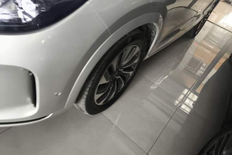 Used Hima AITO M7 2024 1.5T Rear-Drive Plus Version 5 Seats
