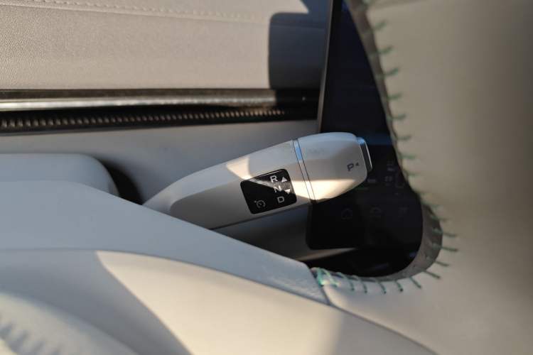 Used  L07 2024 300Max Qiankun Intelligent Driving ADS SE Range-Extended Version